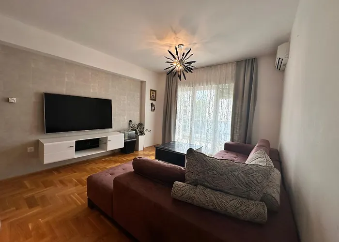 M&M Apartment